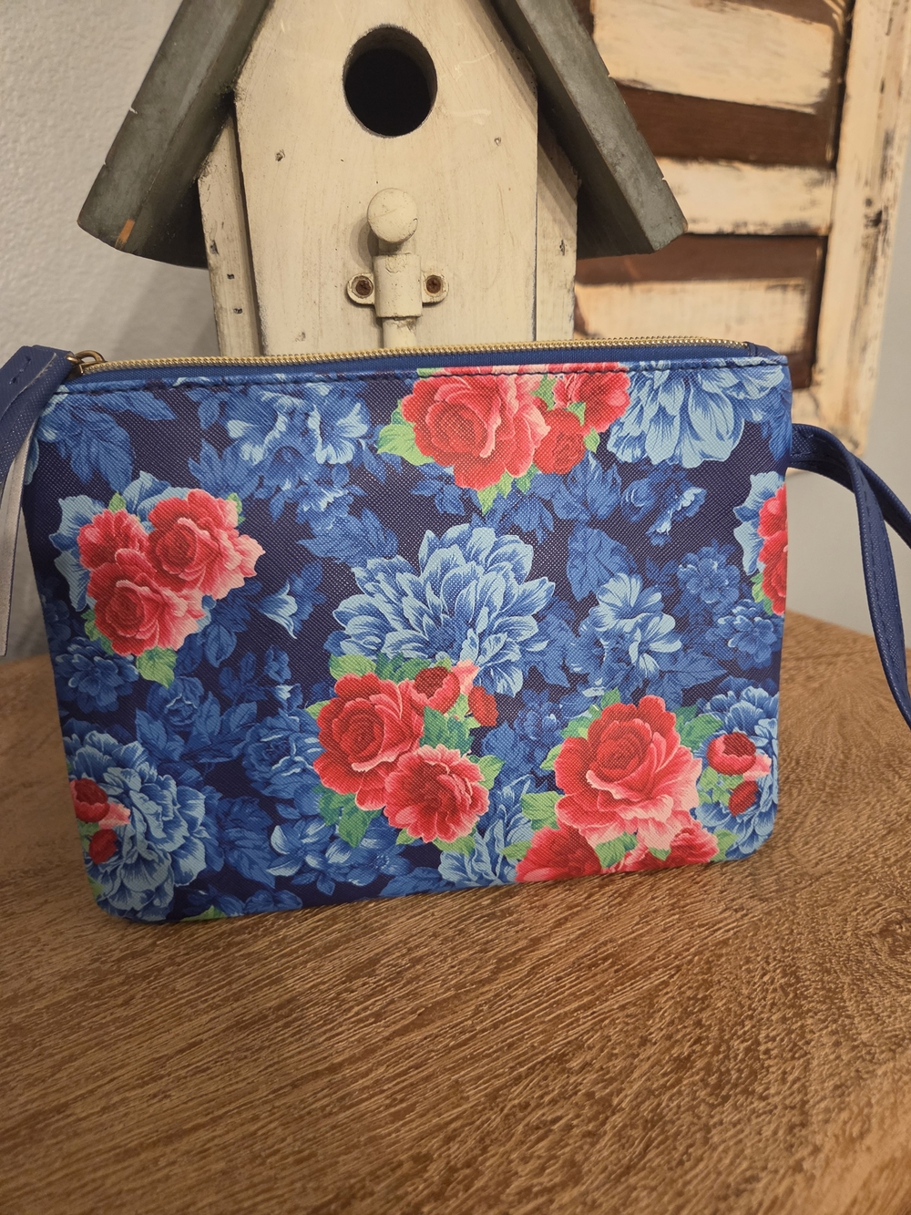 The Pioneer Woman Blue Floral Zip Wristlet with Red & Pink Blooms - Picture 4 of 5